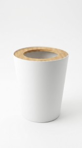 CESTO RESIDUOS PLASTICO Y BAMBU
