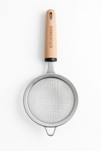UTENSILIO COLADOR MANGO BAMBU