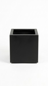MACETA PLASTIC CUADRADA BLACK