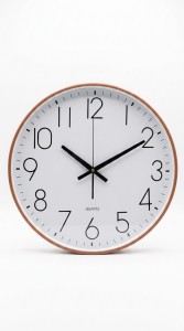 RELOJ PARED PLASTICO MARRON 40 cm.
