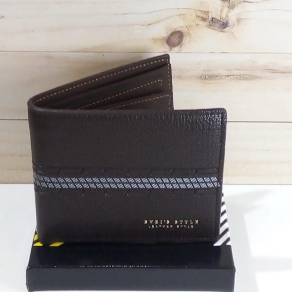 BILLETERA P/HOMBRE EN CAJA.